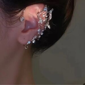 NIB Elegant Silver Butterfly Ear Cuff